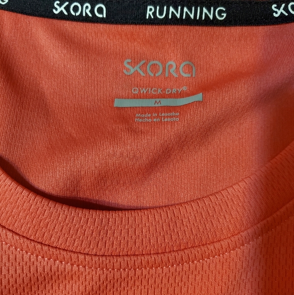 SKORQ Men's Rouge Red transition running tank top NWT - Picture 3 of 6